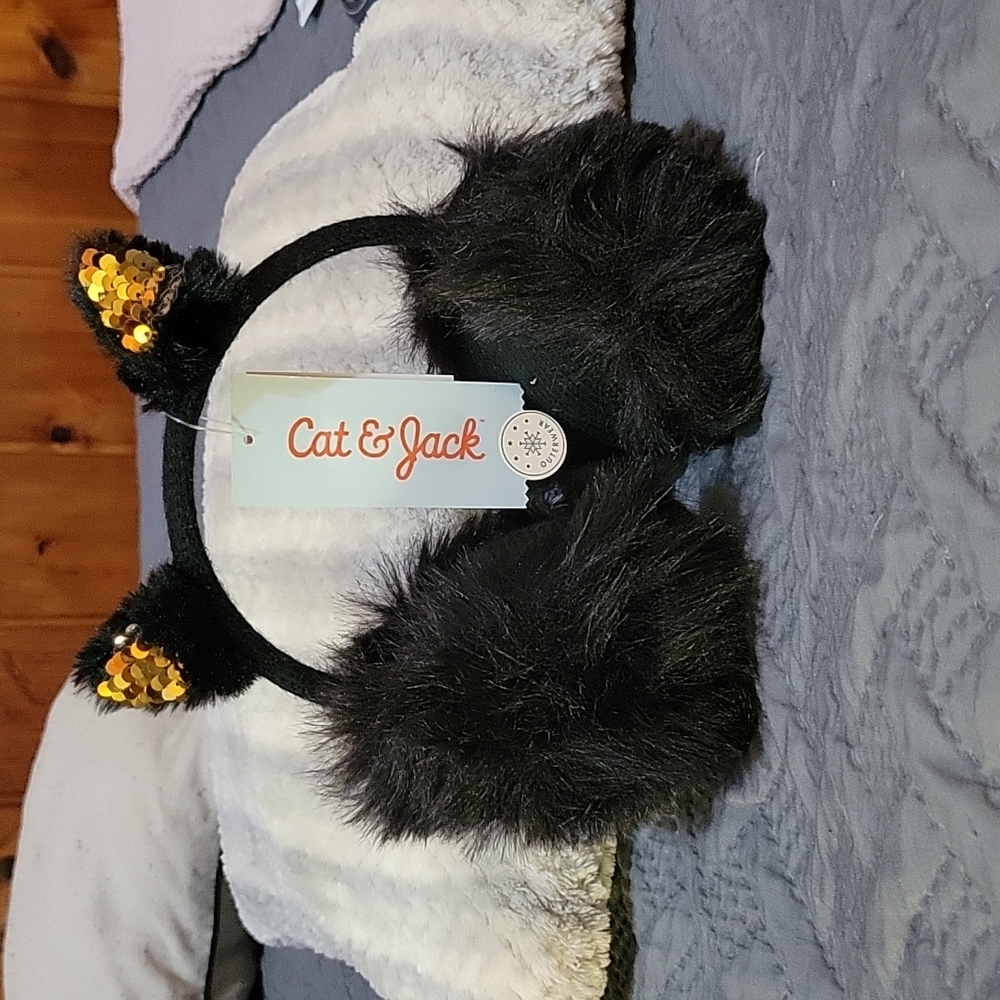 Cat ears earmuffs